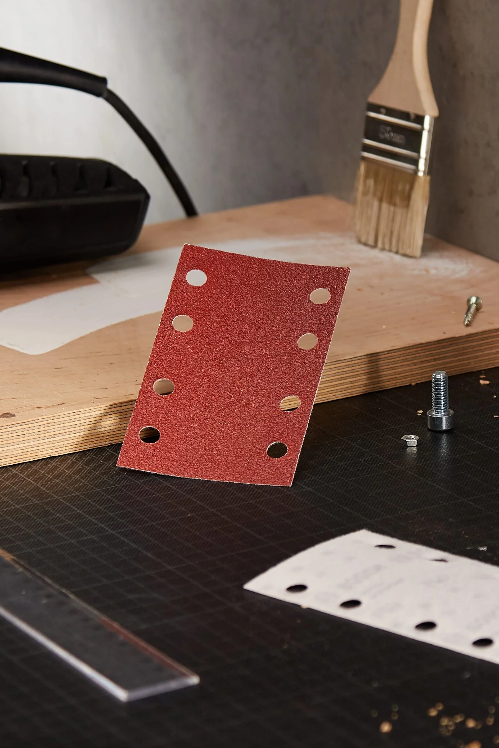 Bosch Accessories Bosch Professional arkusz szlifierski do szlifierki oscylacyjnej do drewna i farby Expert for Wood an Paint (10 sztuk, ziarnistość 60, C430)