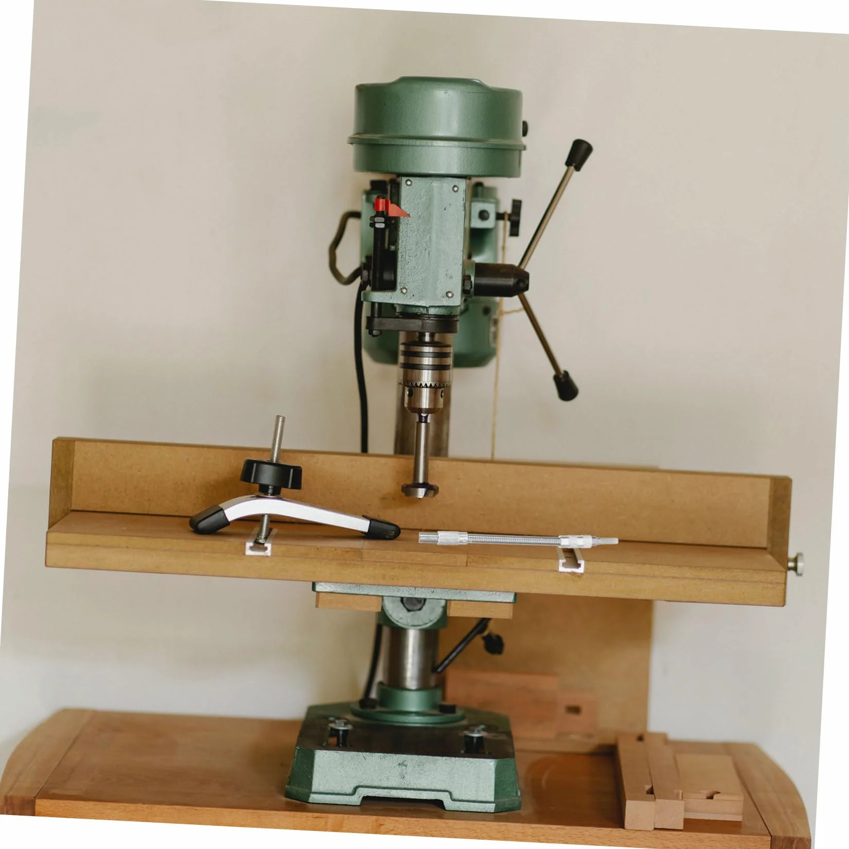 ULTECHNOVO Elastyczny Przedłużacz Wiertarski z Uchwytem Bit Wszechstronny Adapter Do Wkrętarki Elektrycznej Kompatybilny z Różnymi Modelami Idealny Do Pracy Wąskich Przestrzeniach